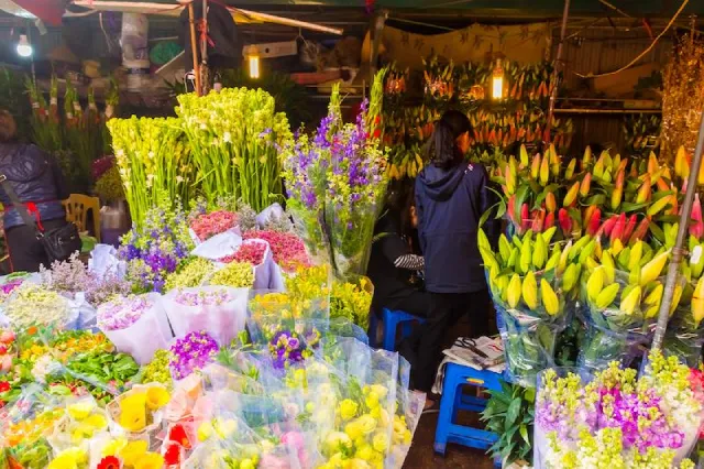 Chợ hoa cà mau