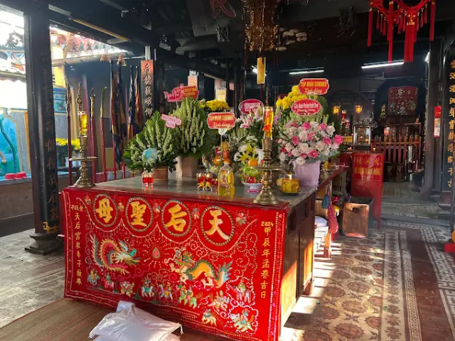 Lễ hội vía Chùa Bà Thiên Hậu