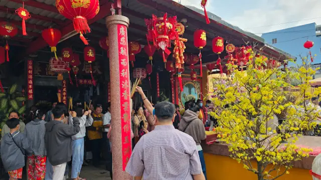 Lễ Tết tại Chùa Bà Thiên Hậu