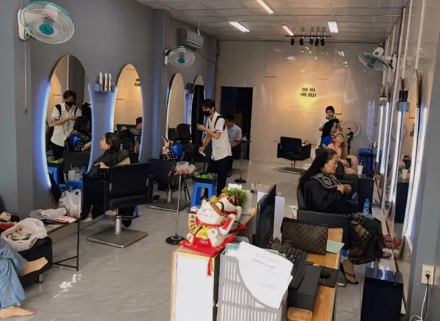Salon Sinh Anh Cà Mau