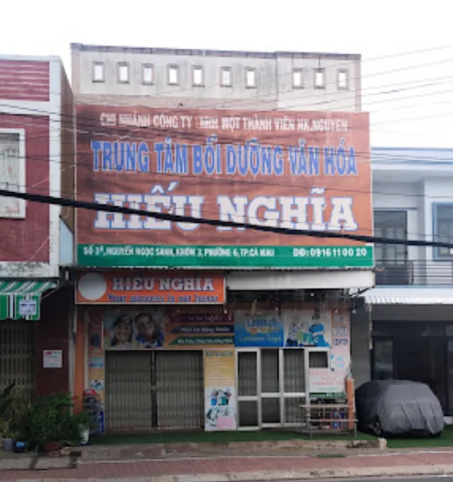 Trung tâm bồi dưỡng văn hóa Hiếu Nghĩa Cà Mau