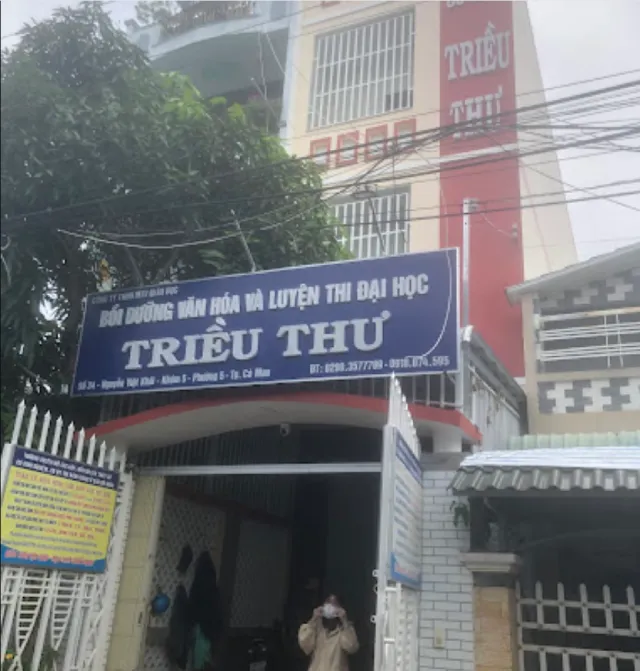 Trung tâm bồi dưỡng văn hóa Triều Thư Cà Mau