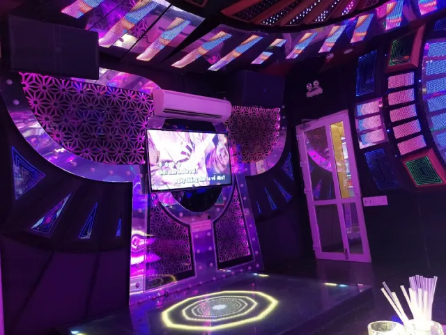Karaoke Weekend Cà Mau