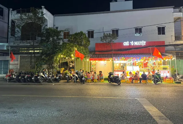 Chè cô Nguyệt Cà Mau