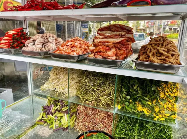 Quán bún nước lèo Cô Hiền Cà Mau