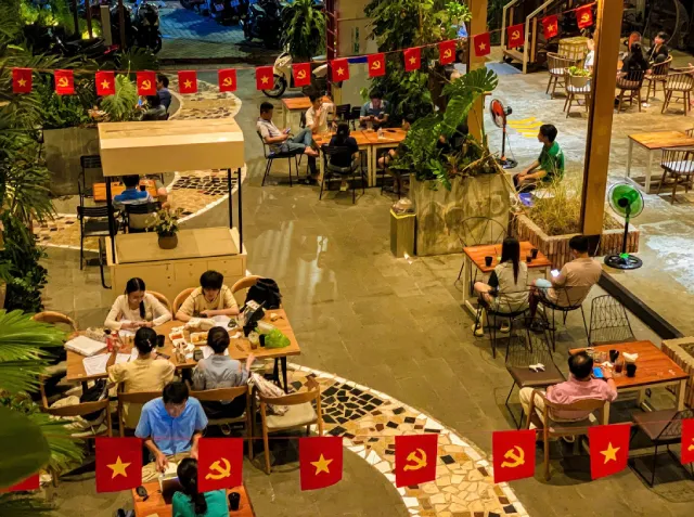 Các quán cafe đẹp gần Quảng Trường Phan Ngọc Hiển